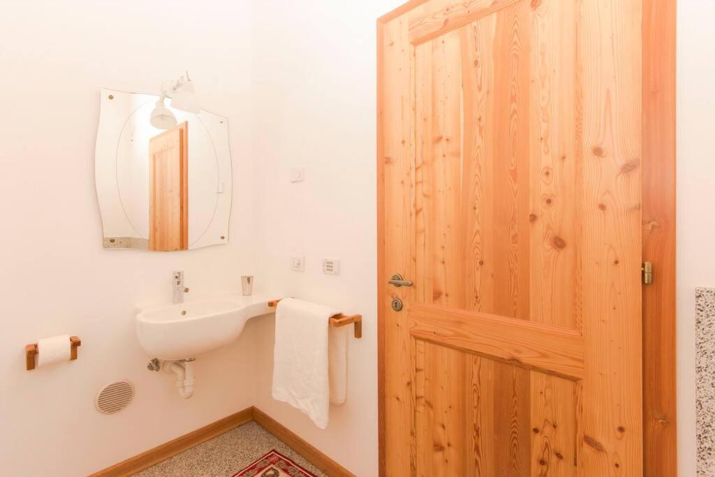 Lovely Apt In Pinzolo Val Rendena 7 Экстерьер фото